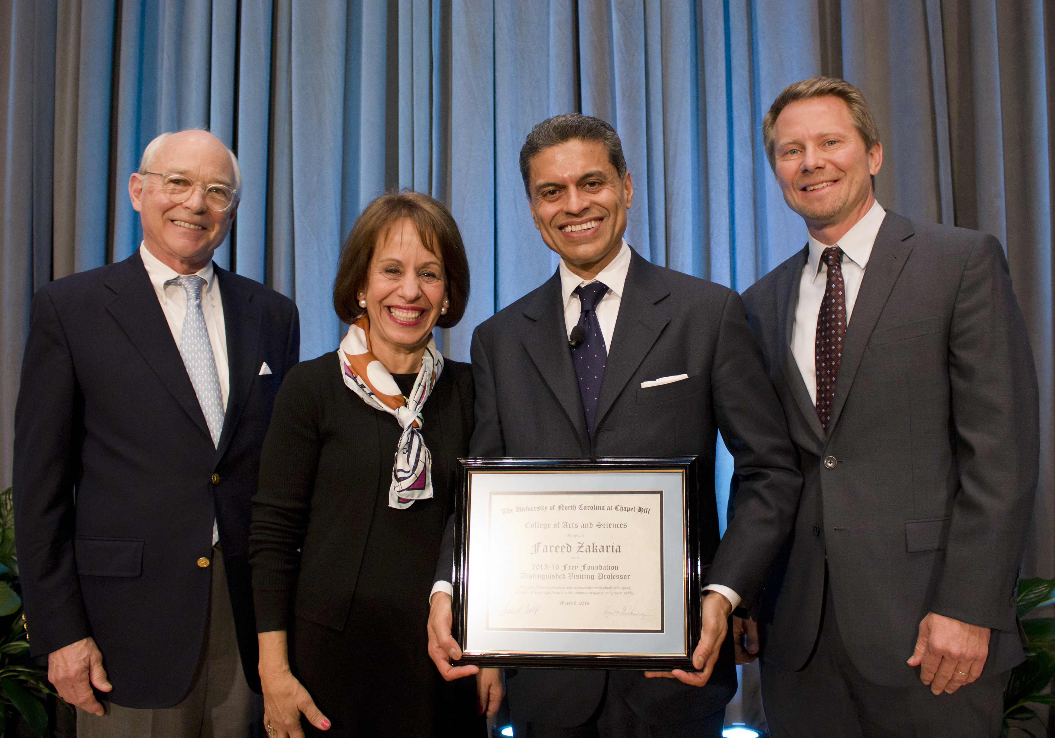 From left, David Frey (who made the Frey Lecture possible), Chancellor Carol L. Folt, Fareed Zakaria and College Dean Kevin Guskiewicz. (photo by Kristen Chavez)